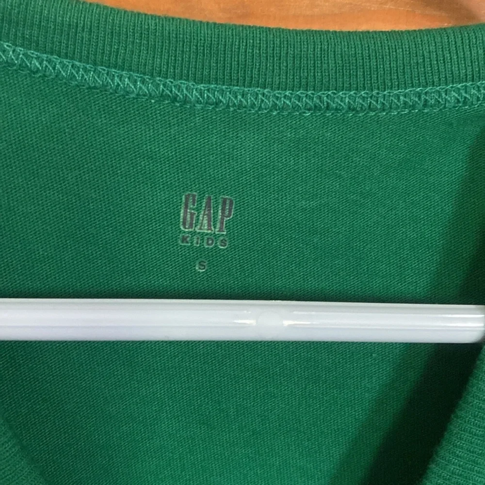 Long sleeve green Christmas shirts. Size S.